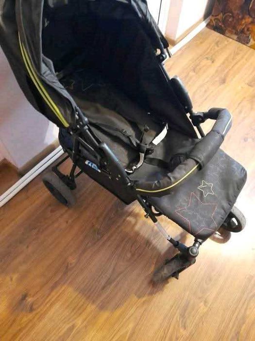 Продавам детска количка
