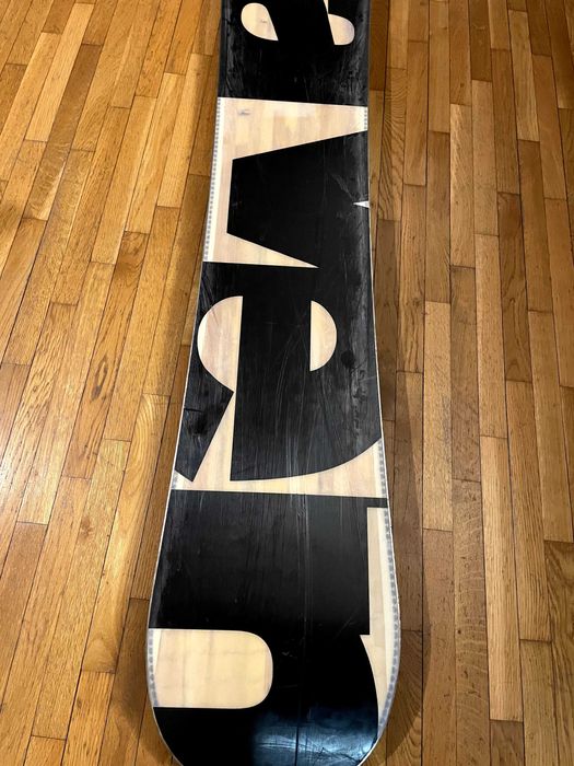Placa snowboard Raven 155