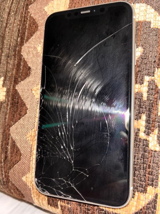 iPhone 11, 128гб