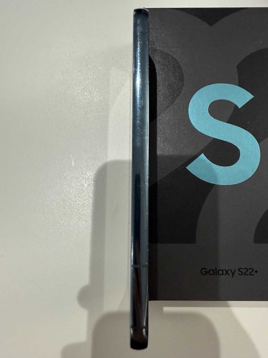 SAMSUNG GALAXY S22+ 128GB в много добро състояние