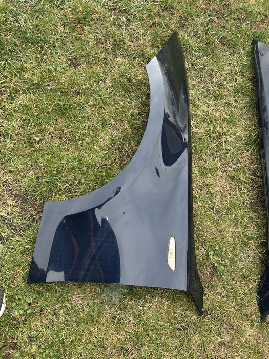 Aripa stanga aripa dreapta bmw seria 1 monacoblau metalic