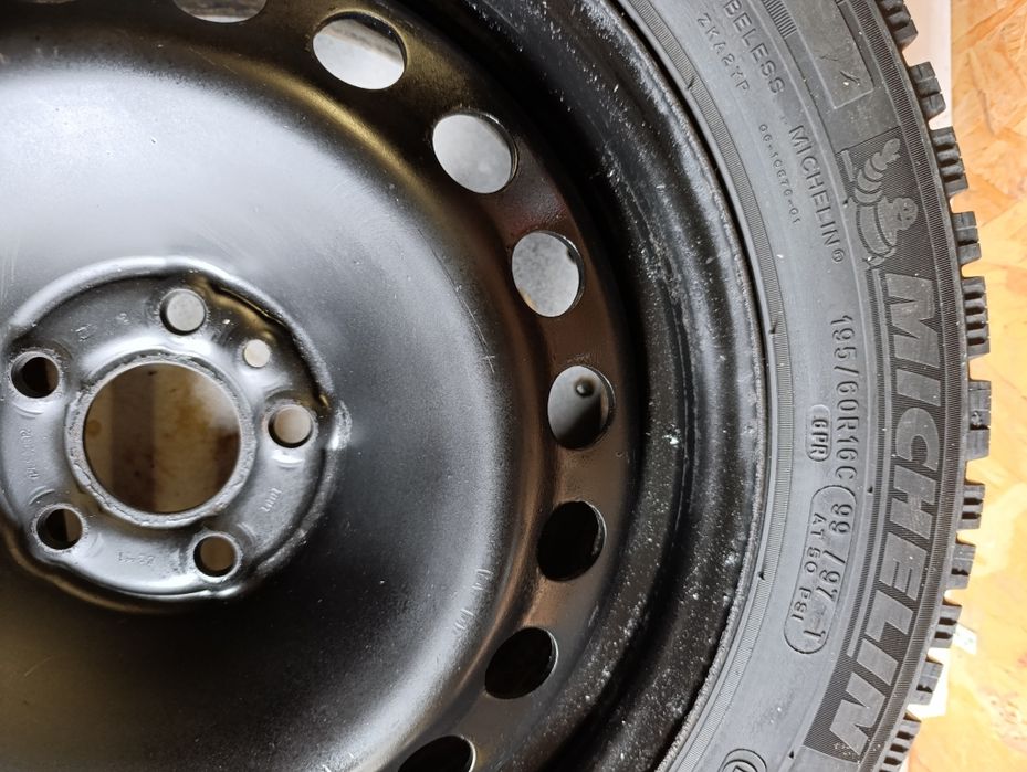Зимни гуми MISHELIN Agilis Alpin 195 60r16. Джанти FIAT 5X98