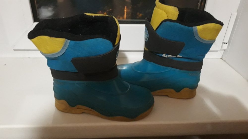 Резиновые сапоги 20 р