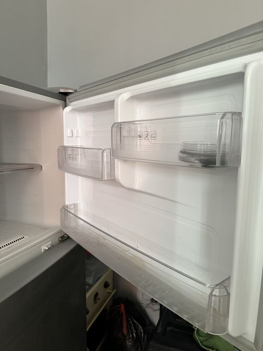 Холодильник в нерабочем состоянии