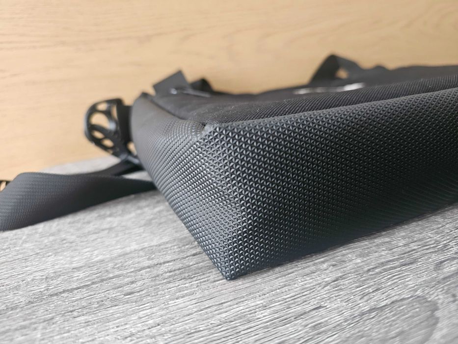 Geantă profesională originală Trimble – nouă, nefolosită