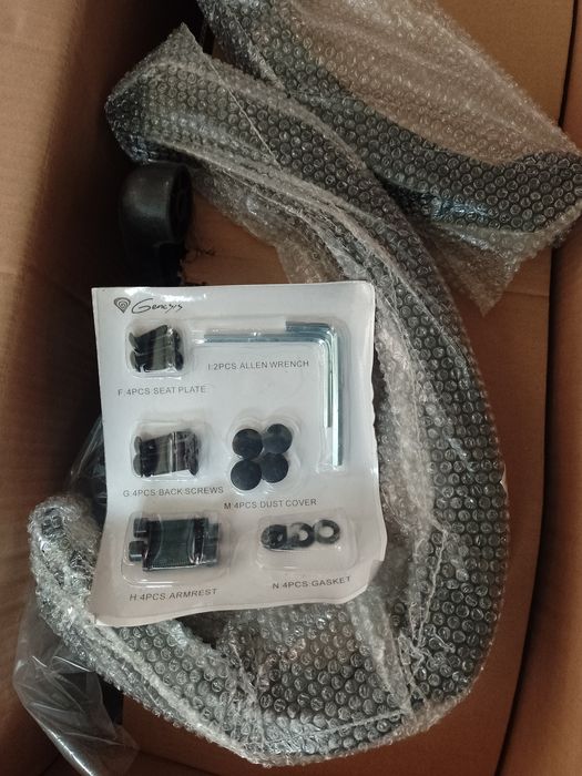 Scaun gaming Genesis