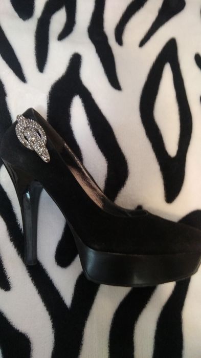 Туфли чёрные,на платформе,на высоком каблуке