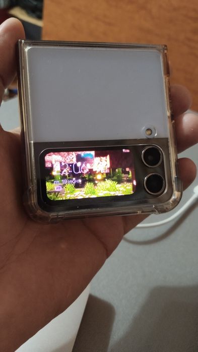Samsung Galaxy Z Flip 4. 8.256.5G