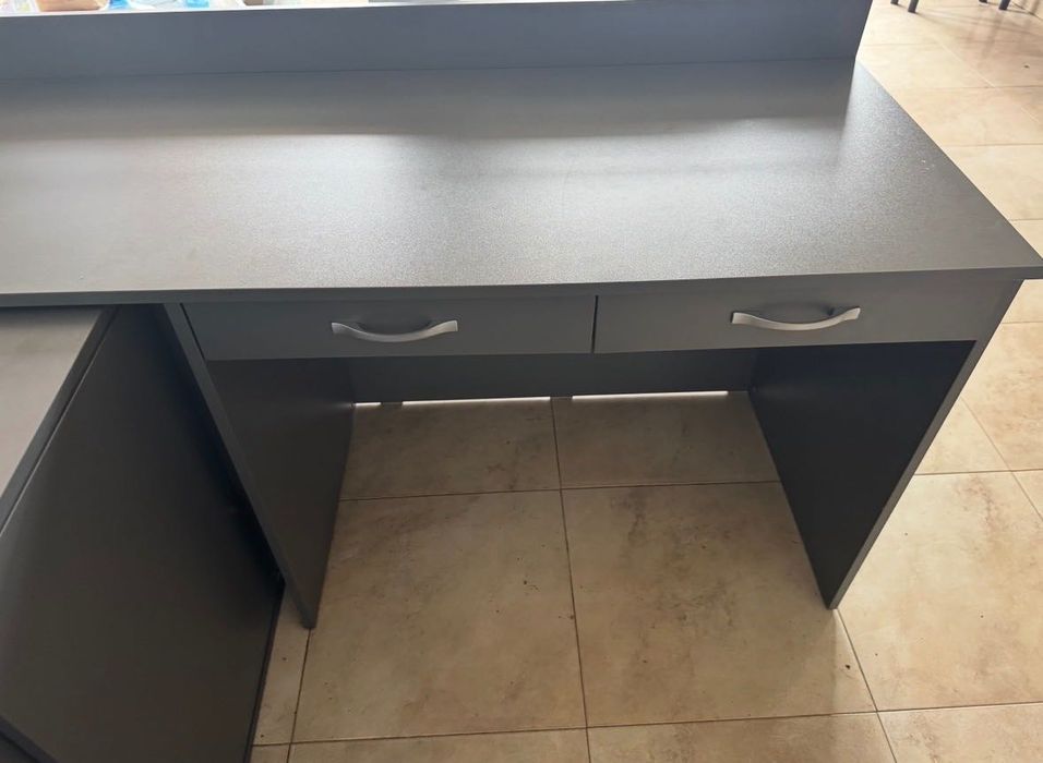 Офис бюро/рецепция в графитен цвят – 251 см