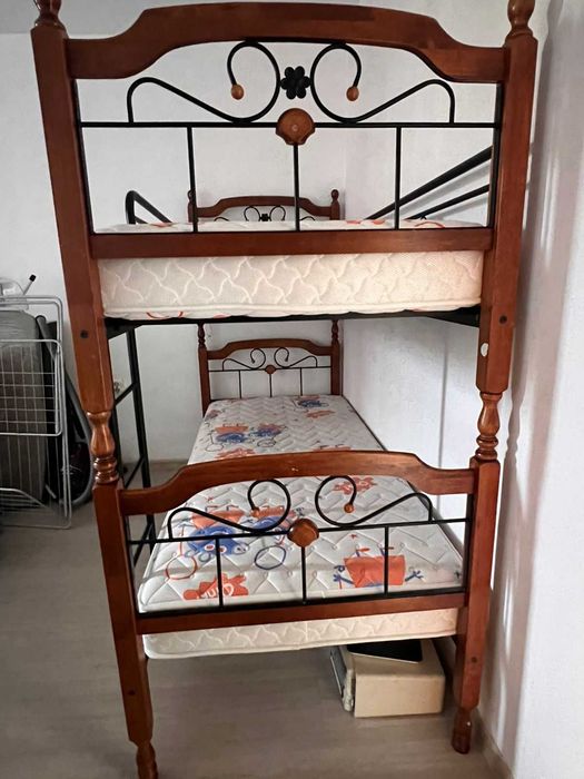 Кровать двухъярусная