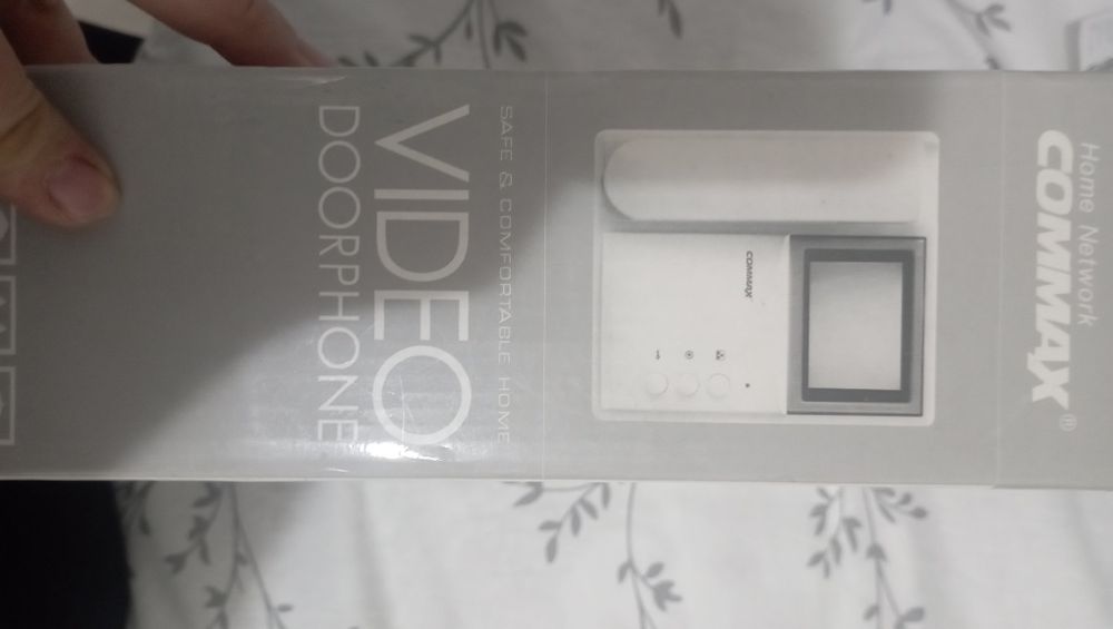 Видеодомофон цветной  в отличном состоянии