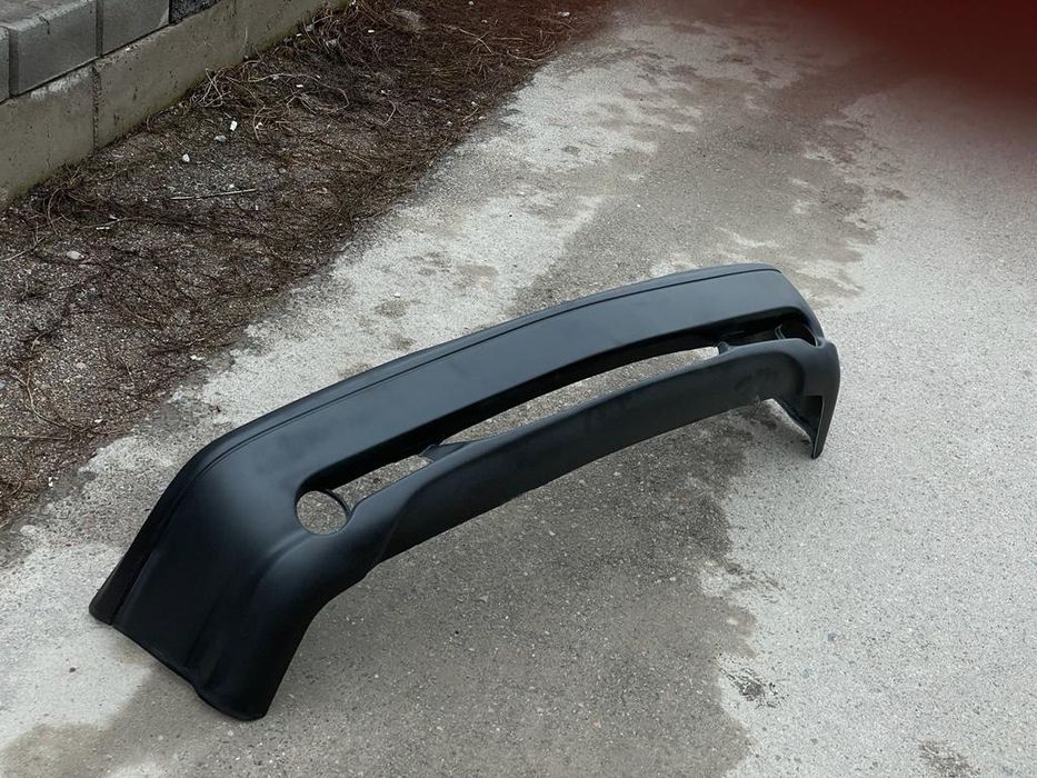 Бампер на  Мерседес