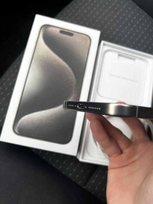 iPhone 15 Pro Max 256GB Natural Titanium