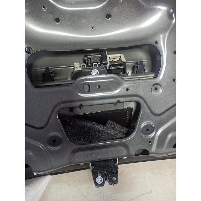 Заден капак за mercedes gl x166 - a1667400105