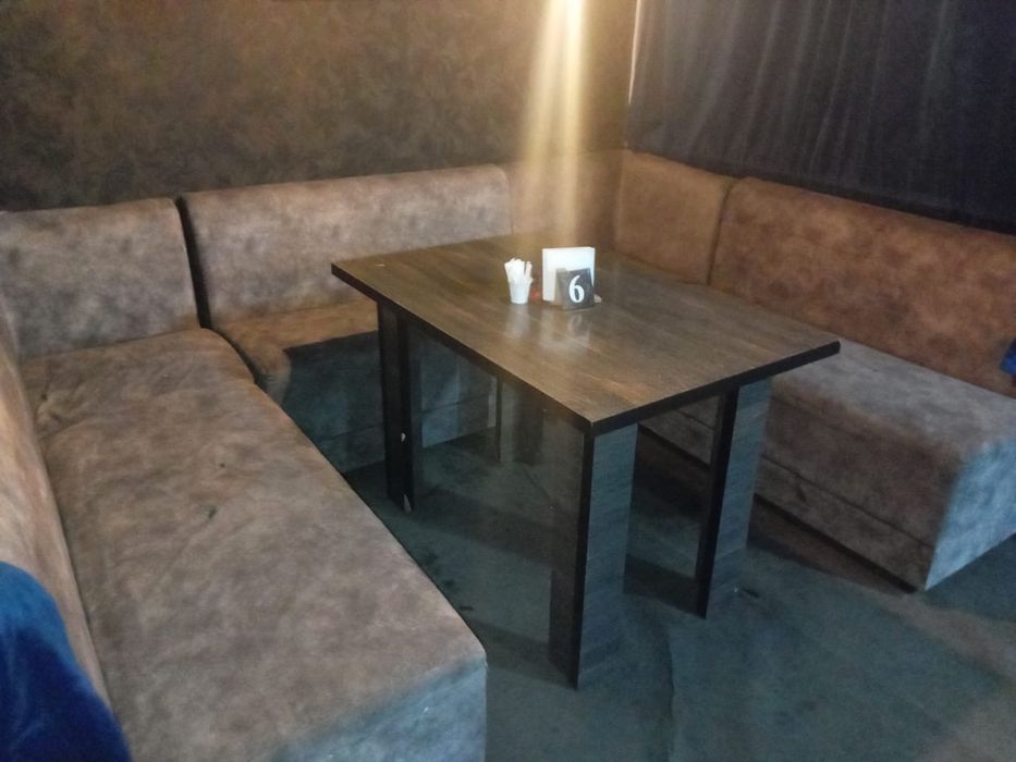 Мебель для кафе, диваны, столы, кресла и прочее