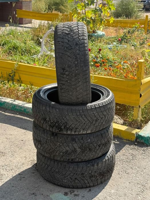 Продам зимние шины