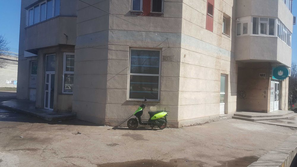 Inchiriez spatiu comercial km 45 piciorul podului, Bdul Aurel Vlaicu 3