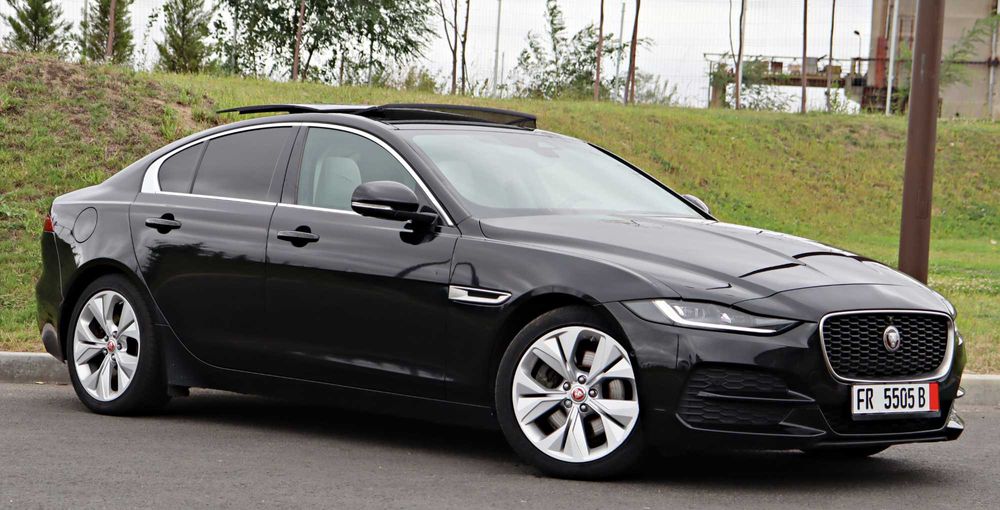 Jaguar XE / 2021 / Facelift / 204 CP / Panoramic/Camere/Lane/Memorii