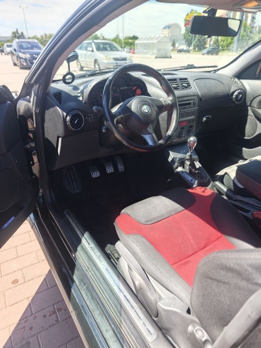 Alfa Romeo GT 1.9 JTDm Blackline
