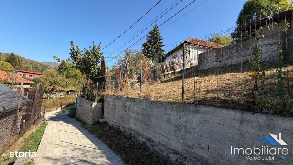 Casa 2 camere de vânzare – Str. Tăbăcari | Petroșani