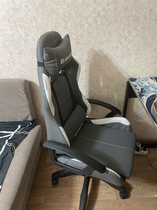 Игровое кресло Defender Chromos Cерый