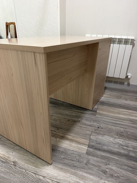 Стол со стулом продаю