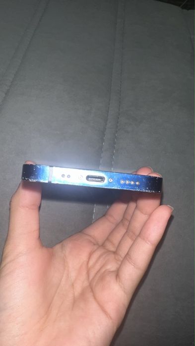Продам iPhone 12 mini 64 гб