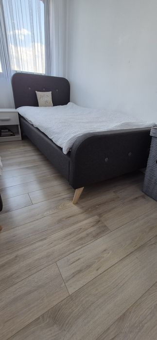 Pat, 2 bucati cu somiere si saltele.stare foarte bun, luate acum un an