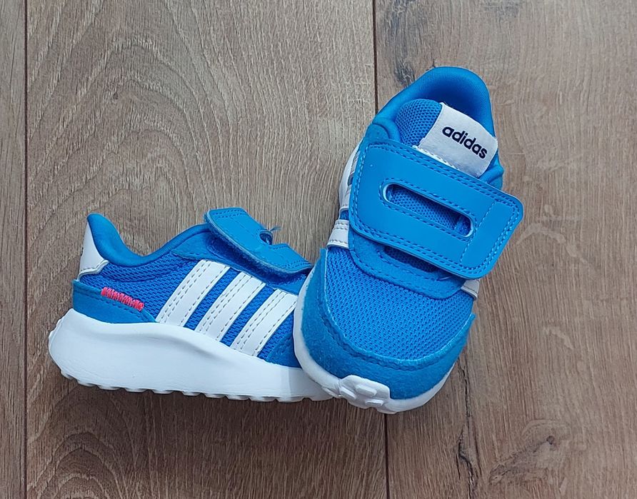 Adidasi Bebe marimea 20 Adidas