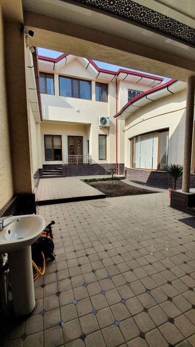 Аренда дома под офис 500м² / Ракат Махалля, Пед. Институт