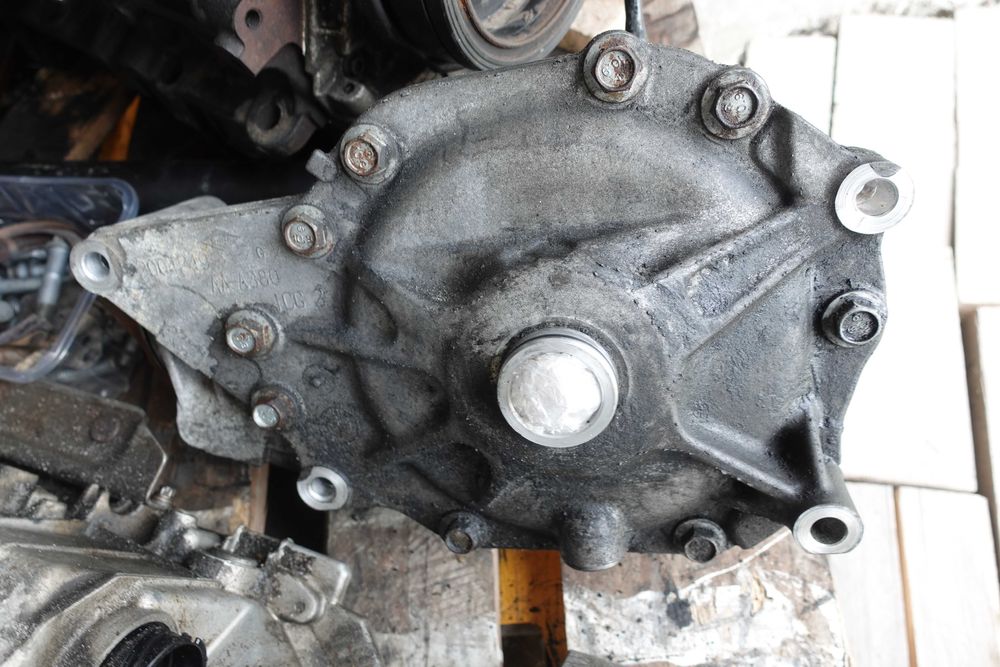 Cutie VitezeAutomata*6HP28X*BMW3.0d*M57*306D3*X5/E70*235Cp141000kmFran
