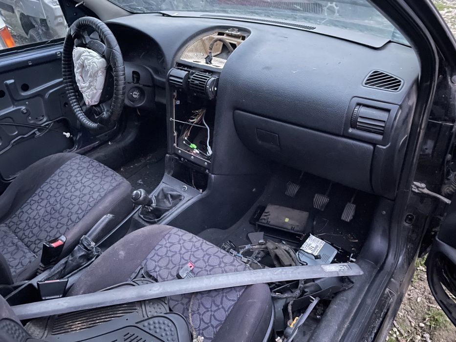 Опел Астра Г 1.6 75кс 1999г На Части