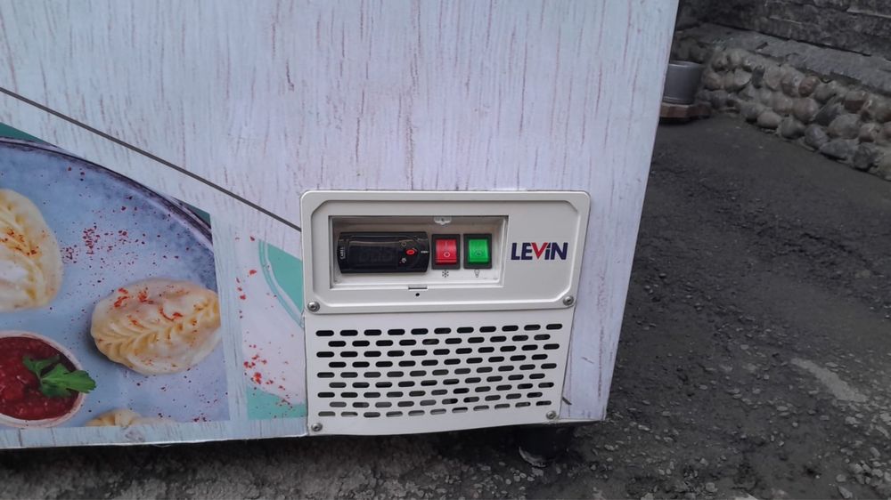 Продам морозильник