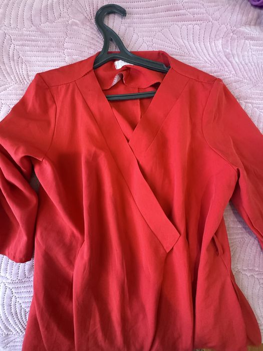 Продам платье по 2500