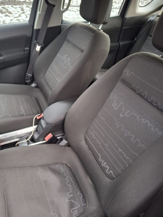 Vând Opel Meriva B 2011