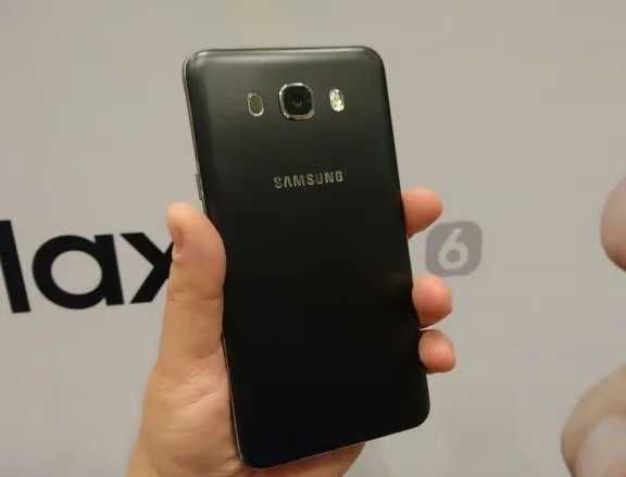 Samsung Galaxy J7 (2016) impecabil
