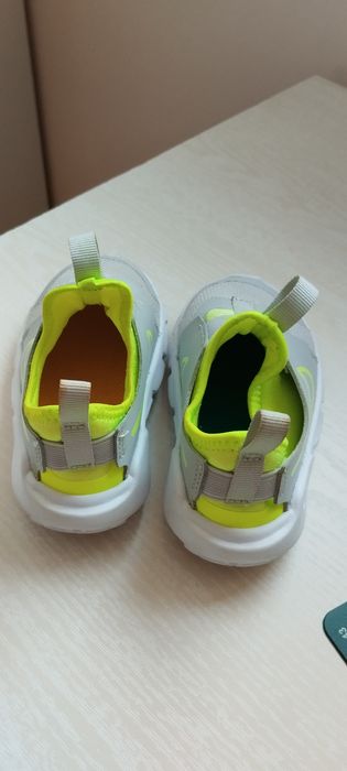Pantofi sport adidasi Nike copii flex runner 2 marimea 23.5
