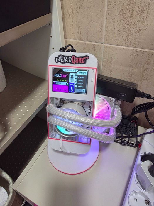 Bitaxe NerdQaxe++ Water Cooling 4.8TH/s Bitcoin Asic Miner