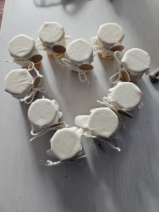 Мехлем с невен и кокосово масло и крем мехлем за хемороиди