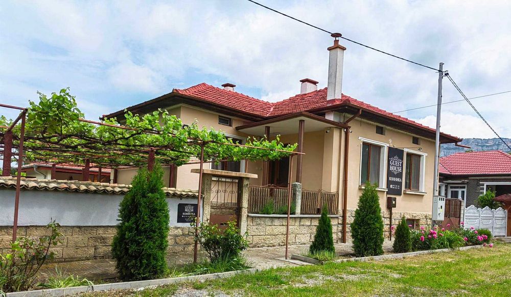 Продава се Къща в с. Мадара, Област Шумен - 217 кв.м за 618 €/кв.м - Снимка #4