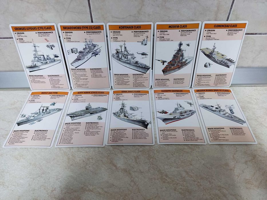 Combat SHIPS, set carti de joc educationale cu 32 nave
