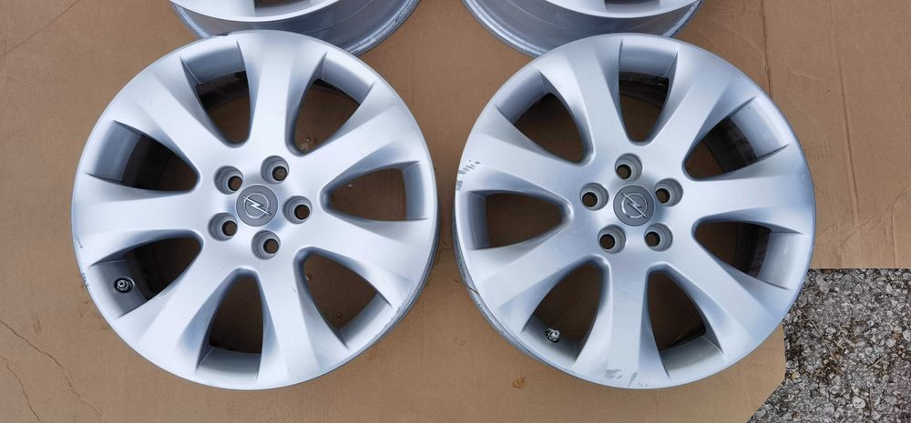 Оригинални  5 105 17 Цола Опел /Opel