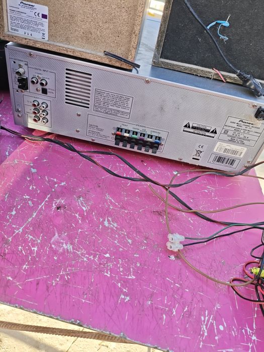 Vând amplificator pioneer si boxe