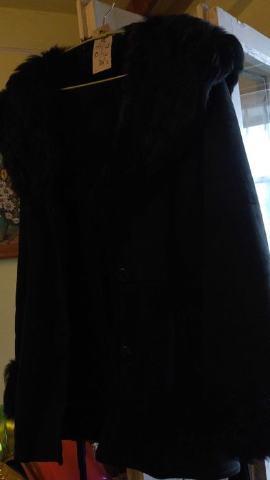 Cojoc NOU, blana naturala, negru,  guler gluga, mărimea 40-42