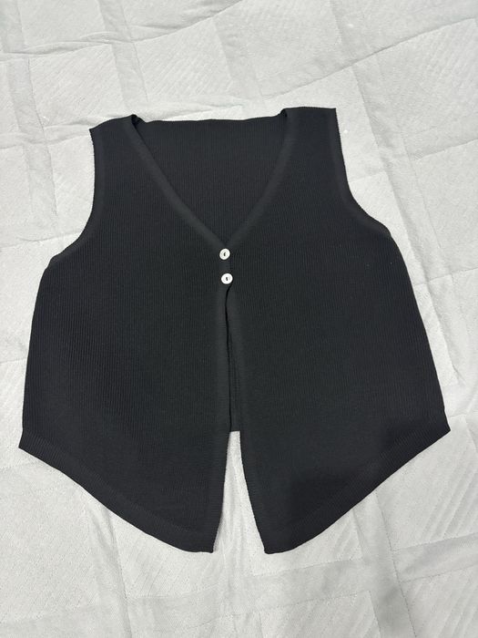 Платья и безрукавка для леди