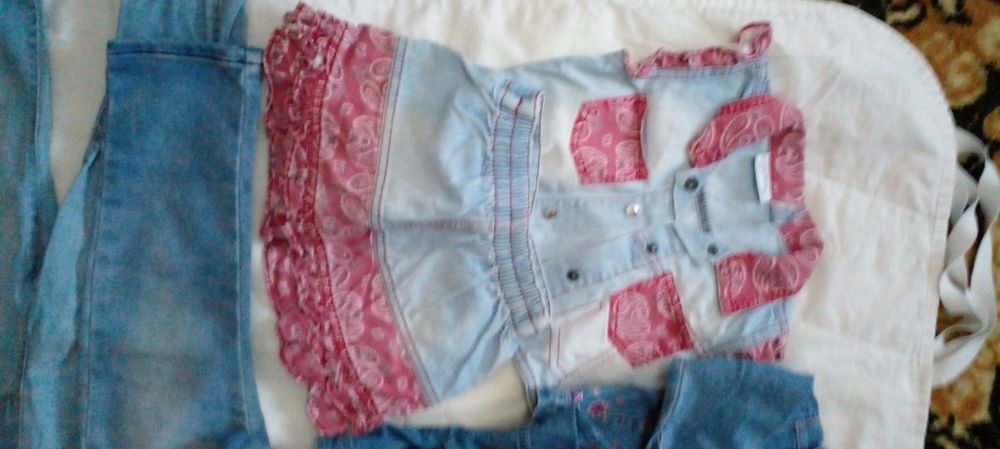 Джинсы, джинсовые куртки на девочку 1,5-3г