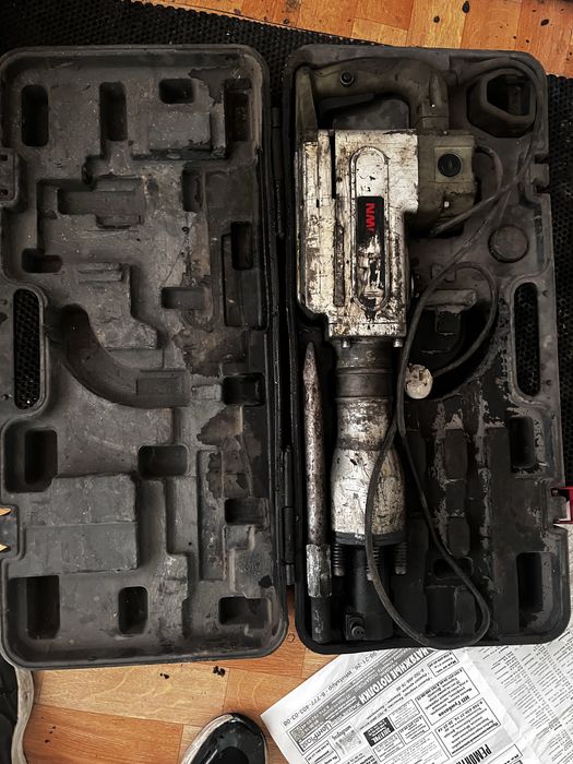 Отбойный молоток