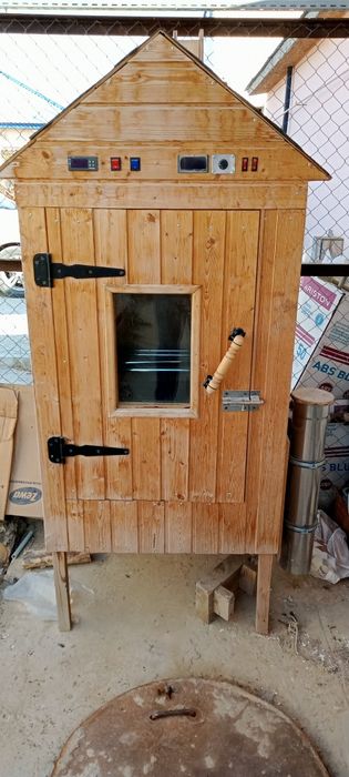 Коптильня холодного, горячего копчения.