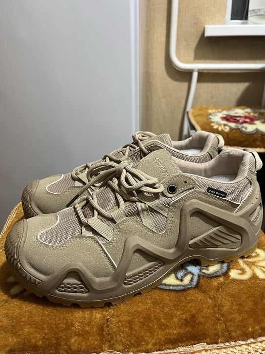 Военные кроссовки