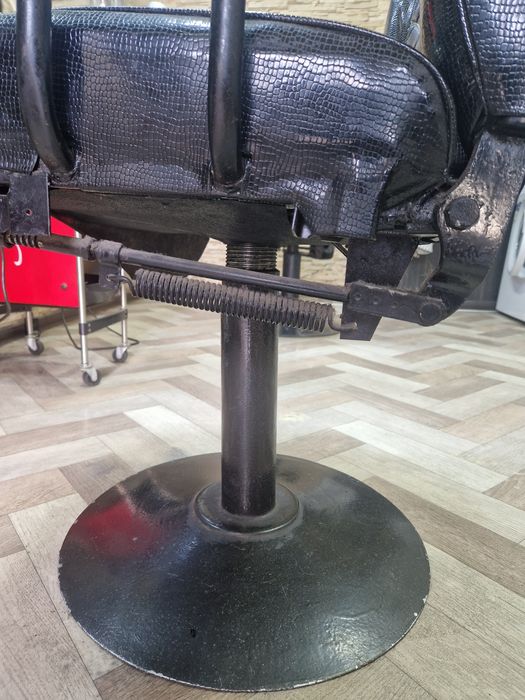 Kreslo barbershop jiguli baquvat